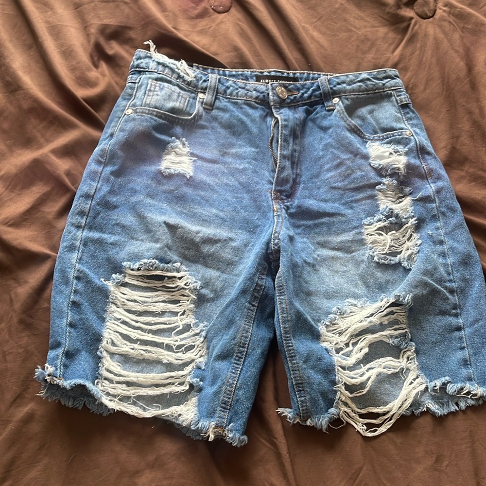 Almost famous Jean shorts